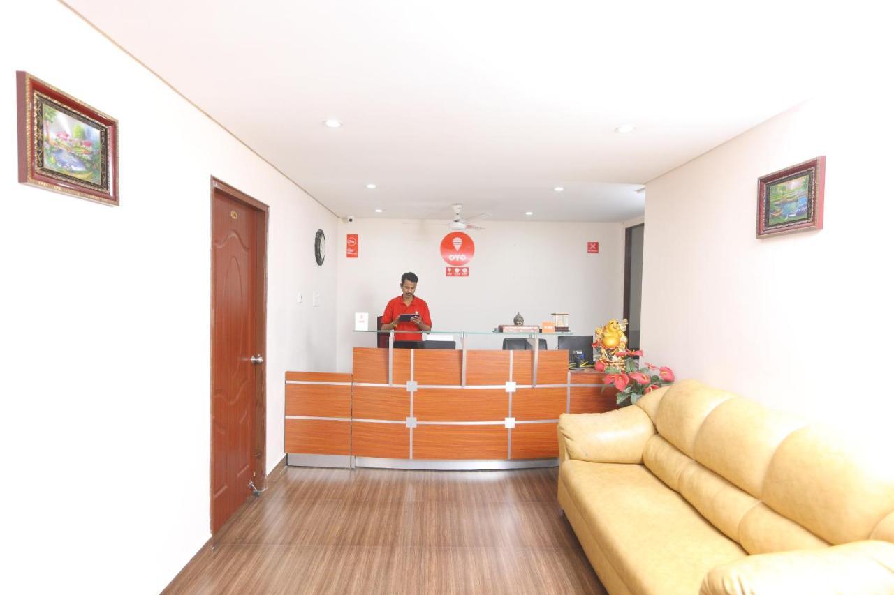 Oyo 1001 Palmtree Corporate Anna Nagar Hotel Ченай Екстериор снимка