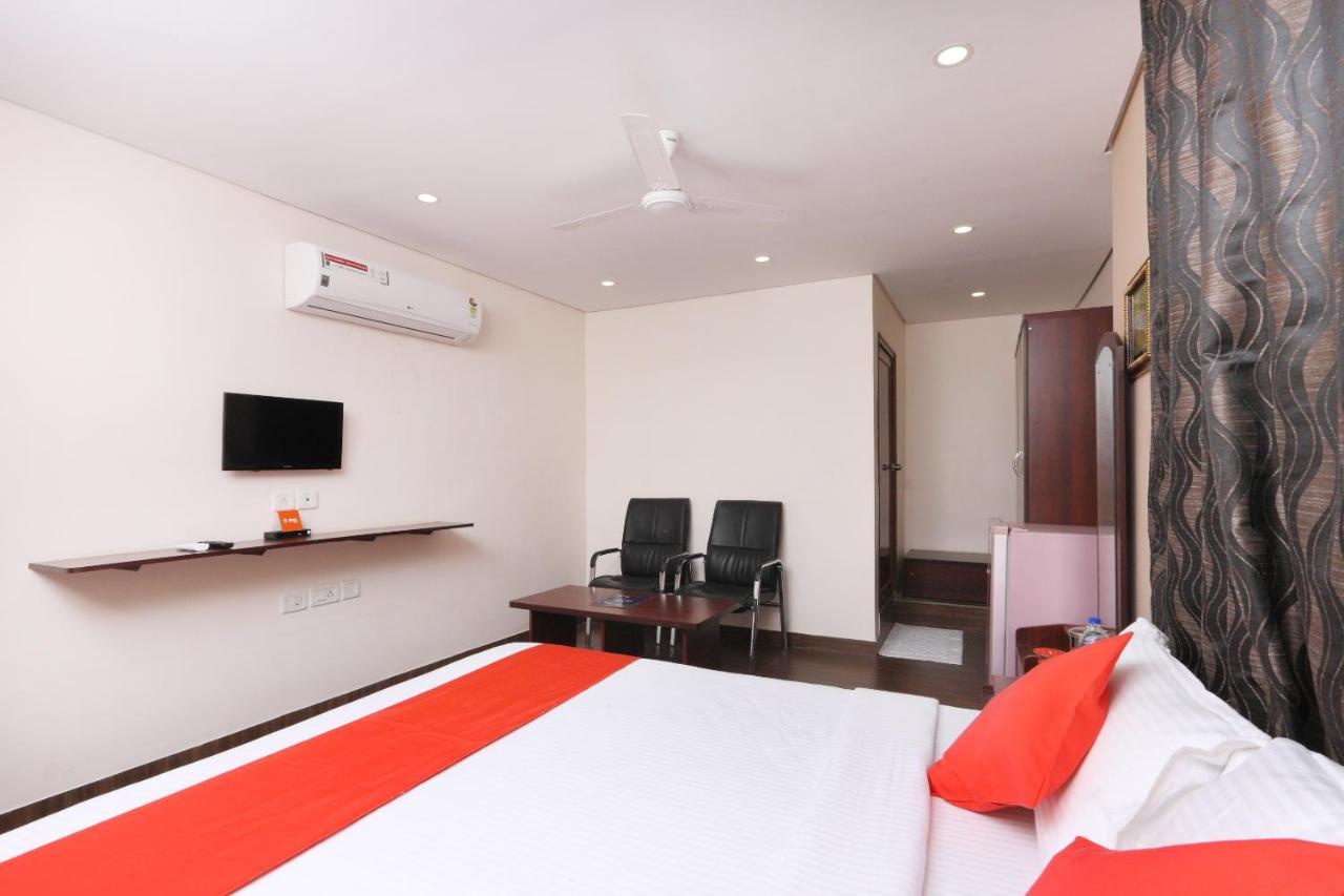 Oyo 1001 Palmtree Corporate Anna Nagar Hotel Ченай Екстериор снимка